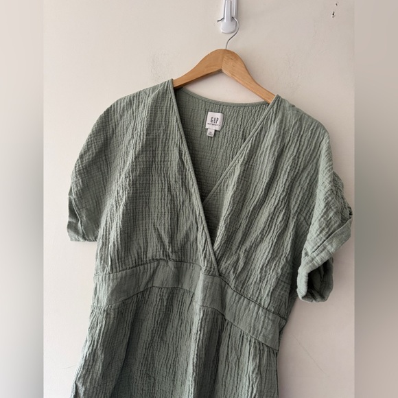 GAP Sage Green Maternity Crinkle Gauze Wrap Dress - Picture 2 of 5